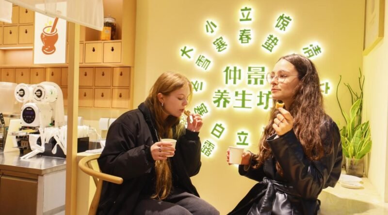 By He Siqi, People's Daily Wearing traditional Hanfu clothing, drinking warm water, and enjoying hot pot have become must-do experiences for many travelers to China, while the phrase "becoming Chinese" has turned into a popular online trend. In recent months, Chinese lifestyles have gained remarkable popularity abroad, drawing worldwide attention. As the warmth of daily Chinese life travels across seas and mountains, it highlights the vibrant vitality of Chinese culture. During this year's Spring Festival, visitors from more than 160 countries and regions traveled to China, exploring over 300 cities nationwide. In 2025, the number of inbound tourist arrivals surpassed 150 million. Behind these numbers lies a growing global interest in China. Rather than simply visiting iconic landmarks, many foreign visitors now seek to experience the authentic rhythm of life in China -- immersing themselves in local communities and routines. At its heart, this enthusiasm reflects a deep appreciation for China's profound cultural legacy and an emerging appreciation of the Chinese way of life. China's cultural appeal manifests through relatable everyday moments: savoring regional cuisine, experiencing the ancient wisdom of Tui Na massage and Baduanjin, or taking a high-speed train ride, these tangible experiences turn a rich culture into something personal. Through these small windows, a vivid and multidimensional China comes to life: a country where tradition and modernity intertwine, where ancient civilization coexists with contemporary living, where every individual can act as a cultural ambassador, where people from diverse backgrounds can find an emotional connection, and where each experience builds a bridge linking civilizations. The global popularity of Chinese lifestyles is rooted in the rich heritage of China's fine traditional culture. The spirit of relentless self-improvement, the virtue of embracing all things with great moral integrity, and the values of trustworthiness and social harmony have been passed down through an unbroken civilization spanning more than 5,000 years. These enduring cultural nutrients have been deeply woven into the fabric of Chinese society and quietly shape everyday wisdom. Cultural exchange is reciprocal -- a meeting of hearts and perspectives. Rooted in its rich cultural heritage, China is engaging with the world more openly than ever. By expanding unilateral visa-free entry and visa-free transit policies, the country has made spontaneous travel to China a reality. These initiatives serve as practical bridges for cross-cultural dialogue, enabling the world to gain a deeper understanding of China, while also providing fertile ground for Chinese culture to flourish globally. The growing popularity of the idea of "becoming Chinese" reflects China's growing confidence and openness. As the country embarks on the opening year of the 15th Five-Year Plan period (2026–2030), it is sharing with the world its magnificent landscapes, brilliant culture and long history, as well as the joys of daily Chinese life. Through equal dialogue and mutual learning among civilizations, China continues to tell a story of civilization that belongs not only to China, but also to the world.