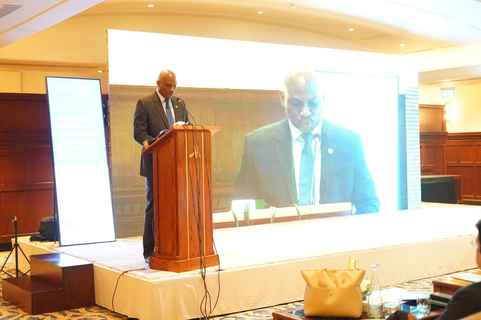 Pakistan launches national initiative to protect agricultural land, strengthen food security