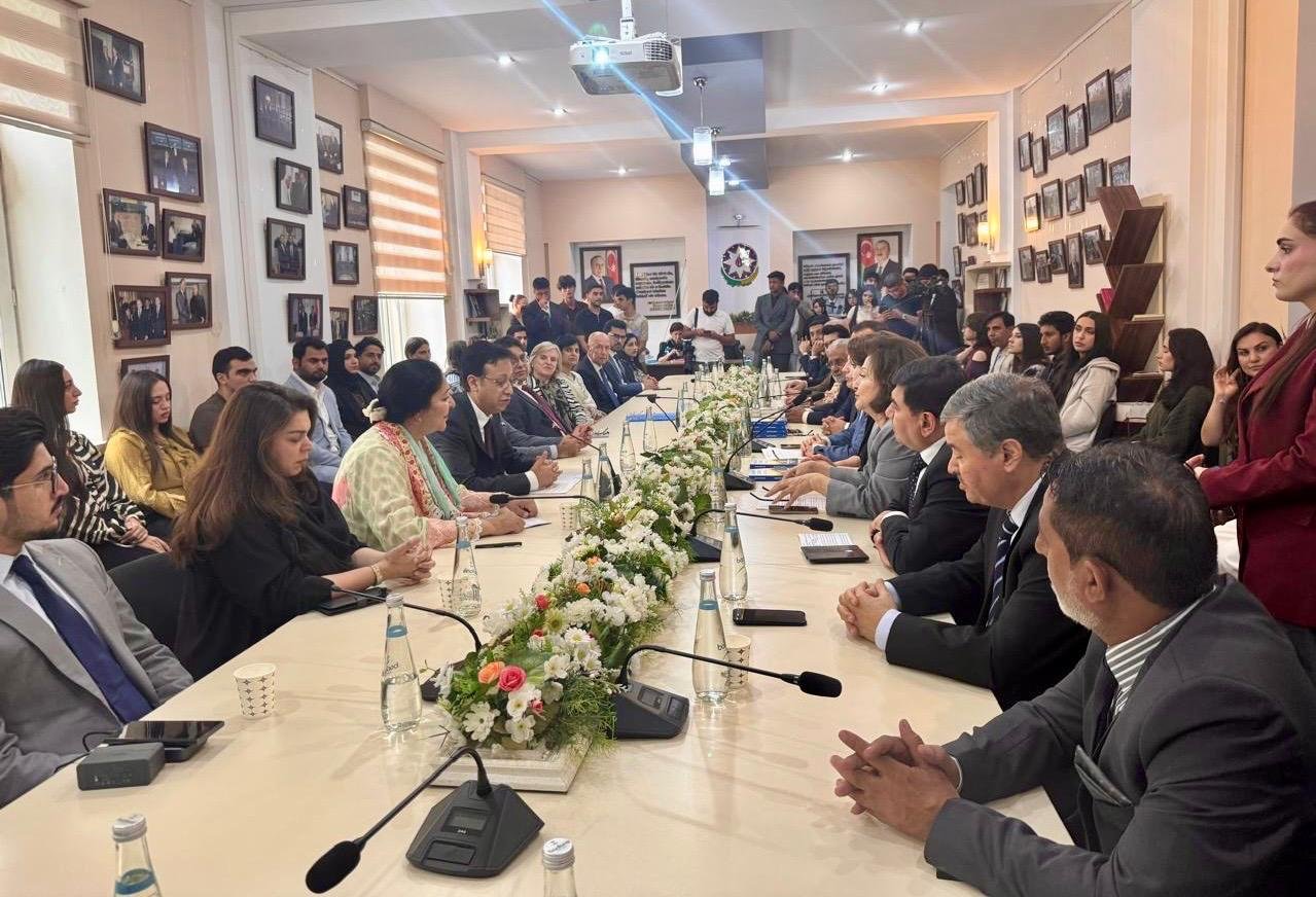 Pakistan–Azerbaijan Literary Ties Strengthened in Baku